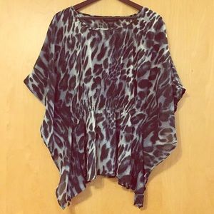 EUC Animal Print Batwing Top Sz 2X